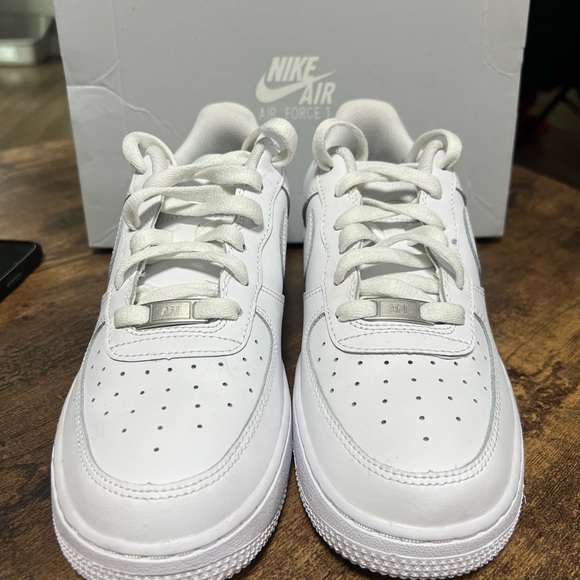 Air Force 1 LE (GS) - Picture 6 of 6